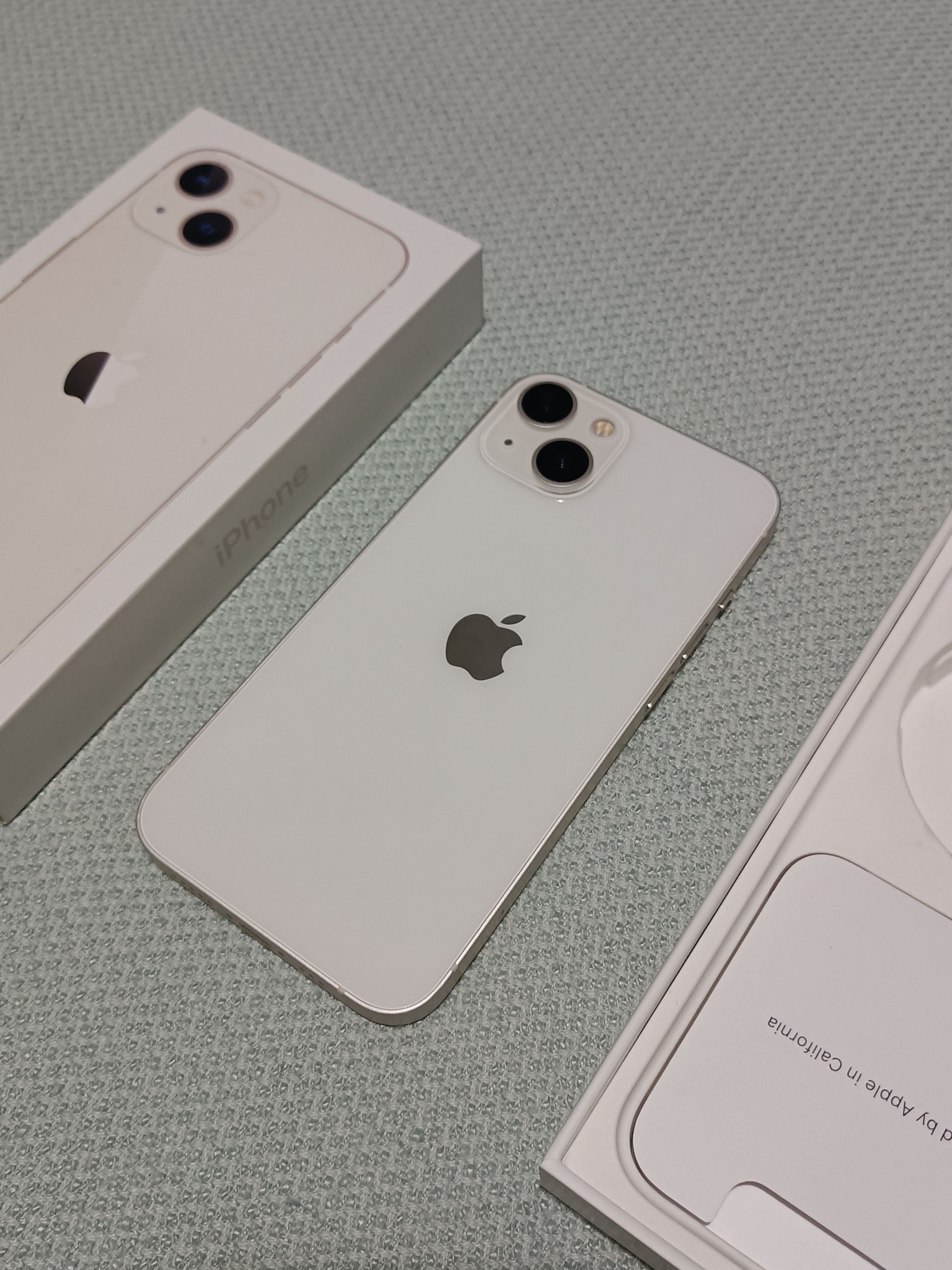 iPhone 13 (128) starlight white