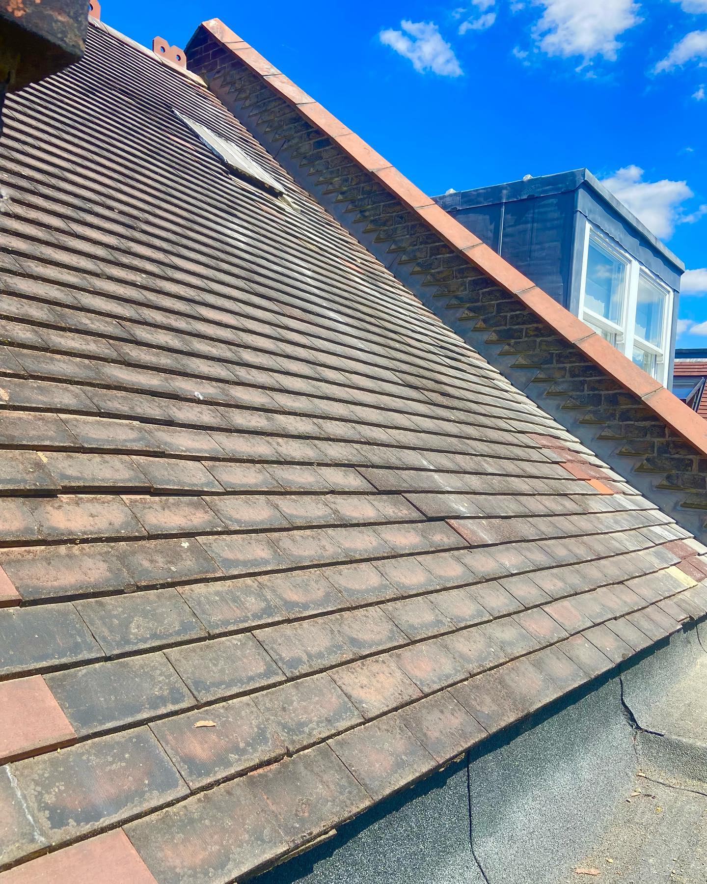 New lead step flashing replacing... - Anthony James Roofing