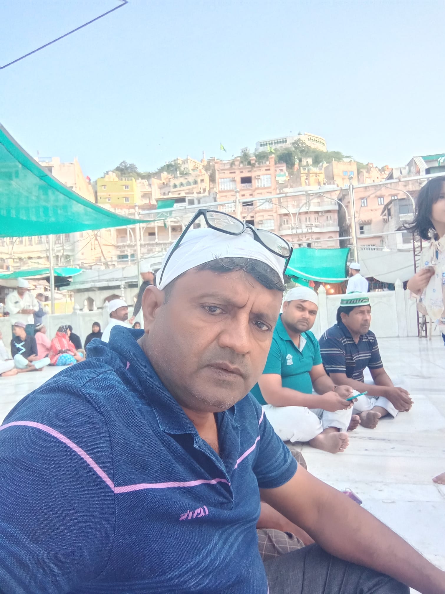RAJA Singer