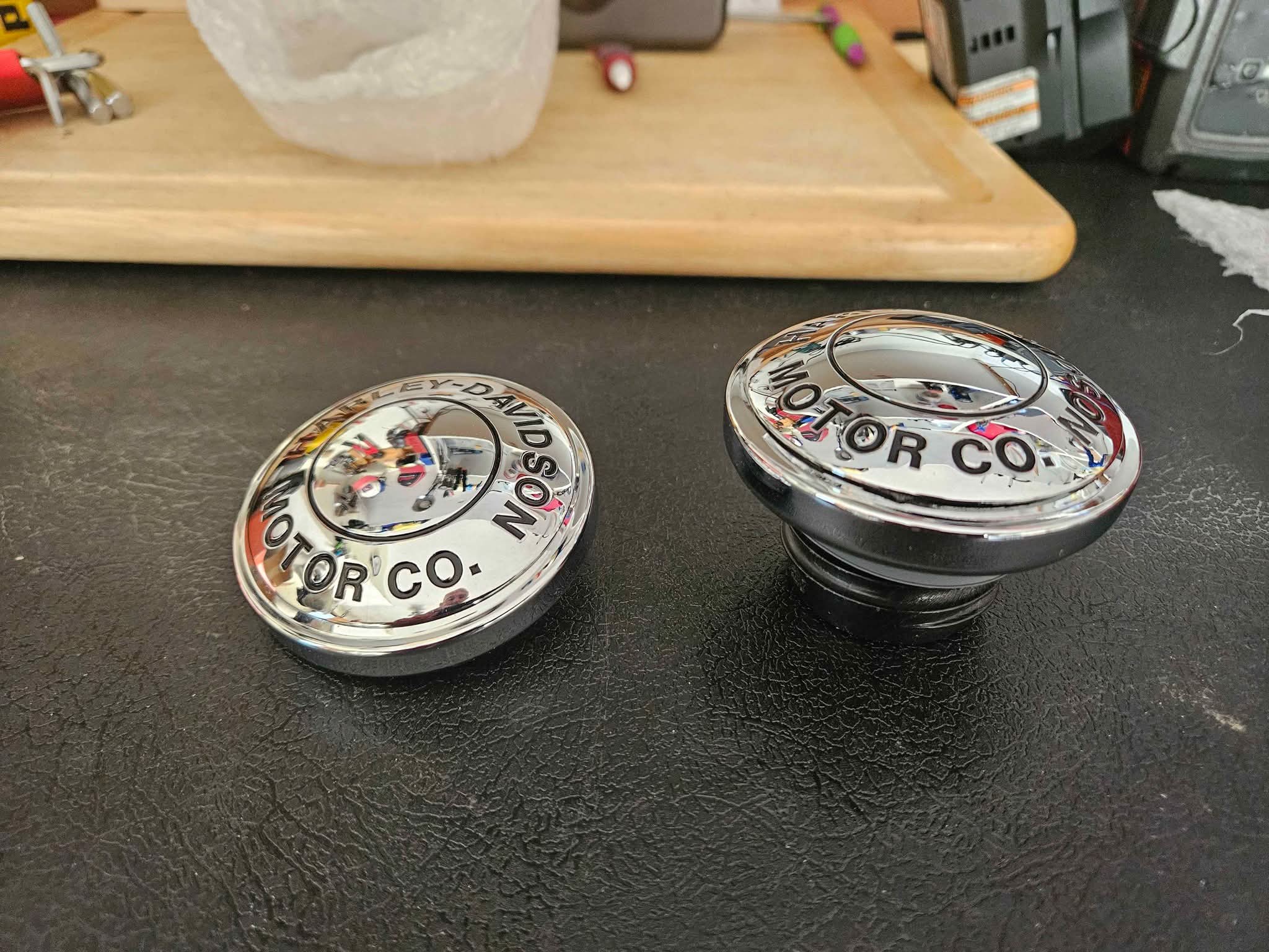 Early CAM Style Chrome Gas Caps For 1973-1982 Harley FL & FXS | Pair | 61102-73