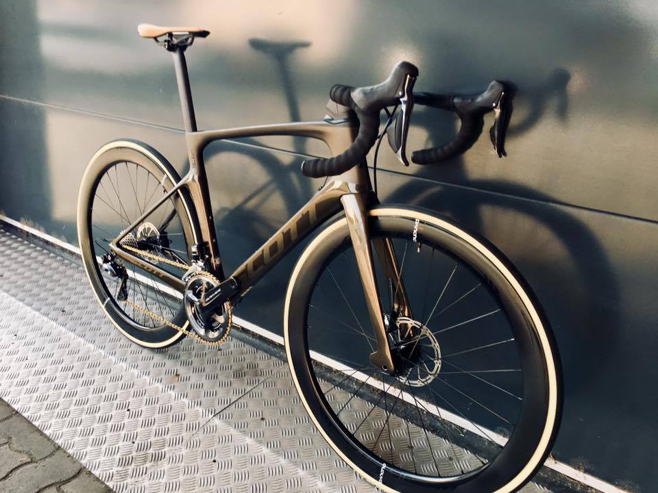 Scott Foil Premium Disc 2020, 8999€.