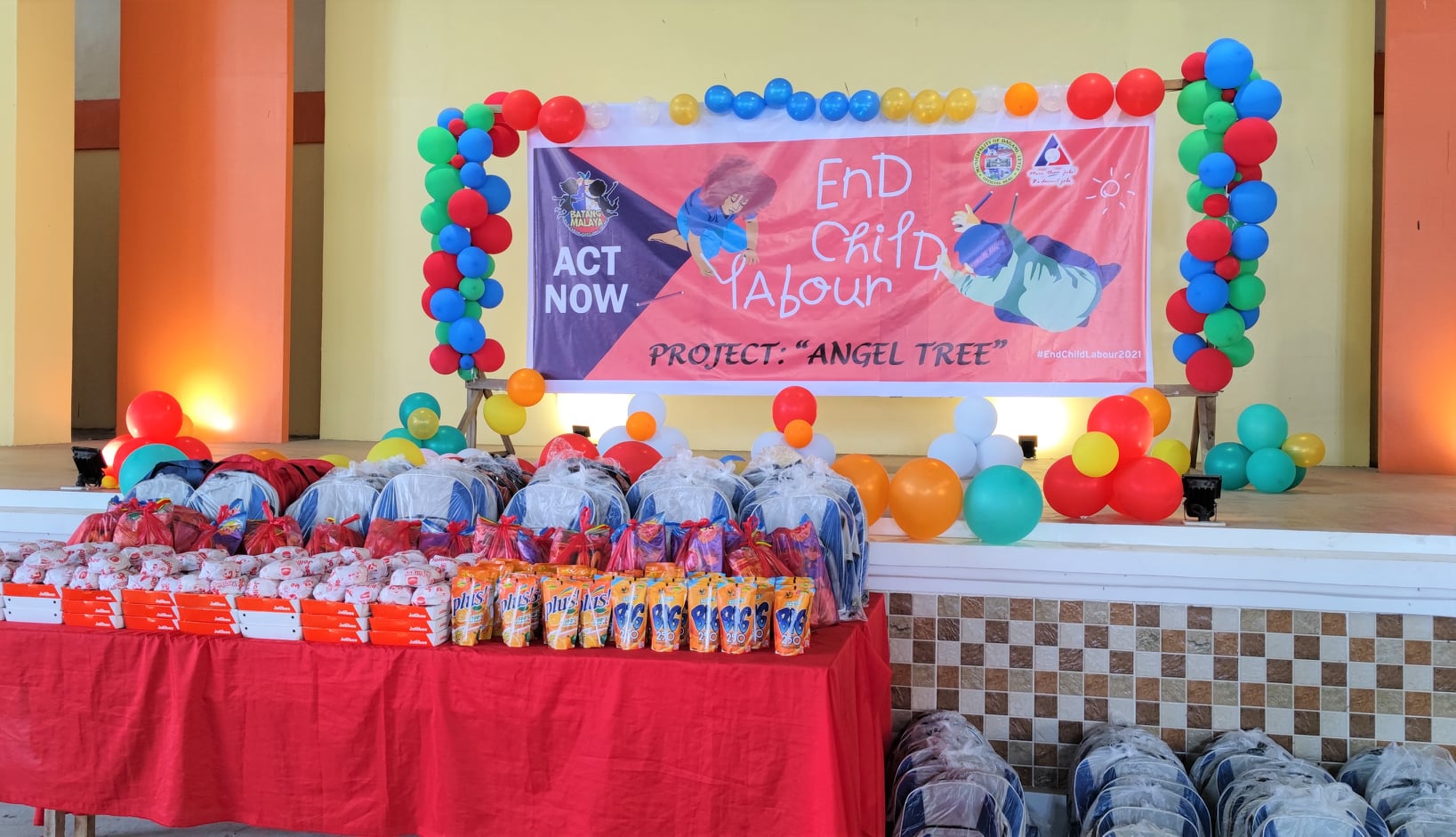 DOLE Region 8 - More children benefit from DOLE'S Project... | Facebook