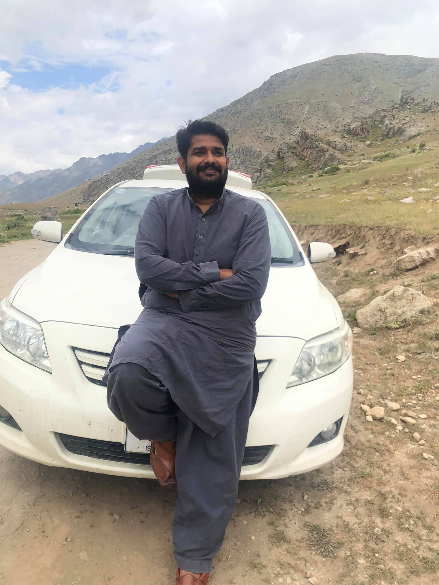 Raja Waheed - Raja Waheed added a new photo — with Magi...