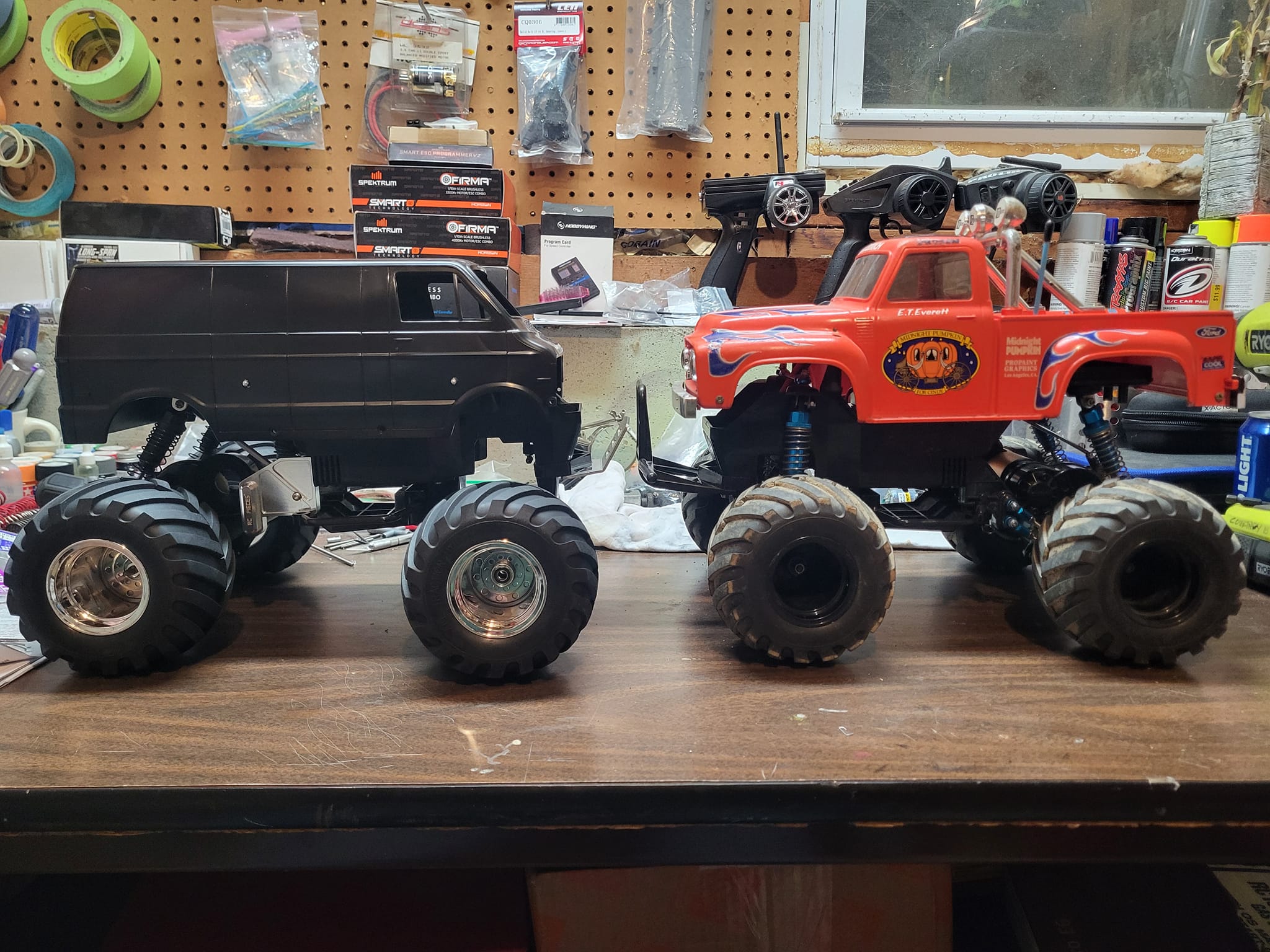 Customized Tamiya CW-01 trucks with black edition lunch box and 87