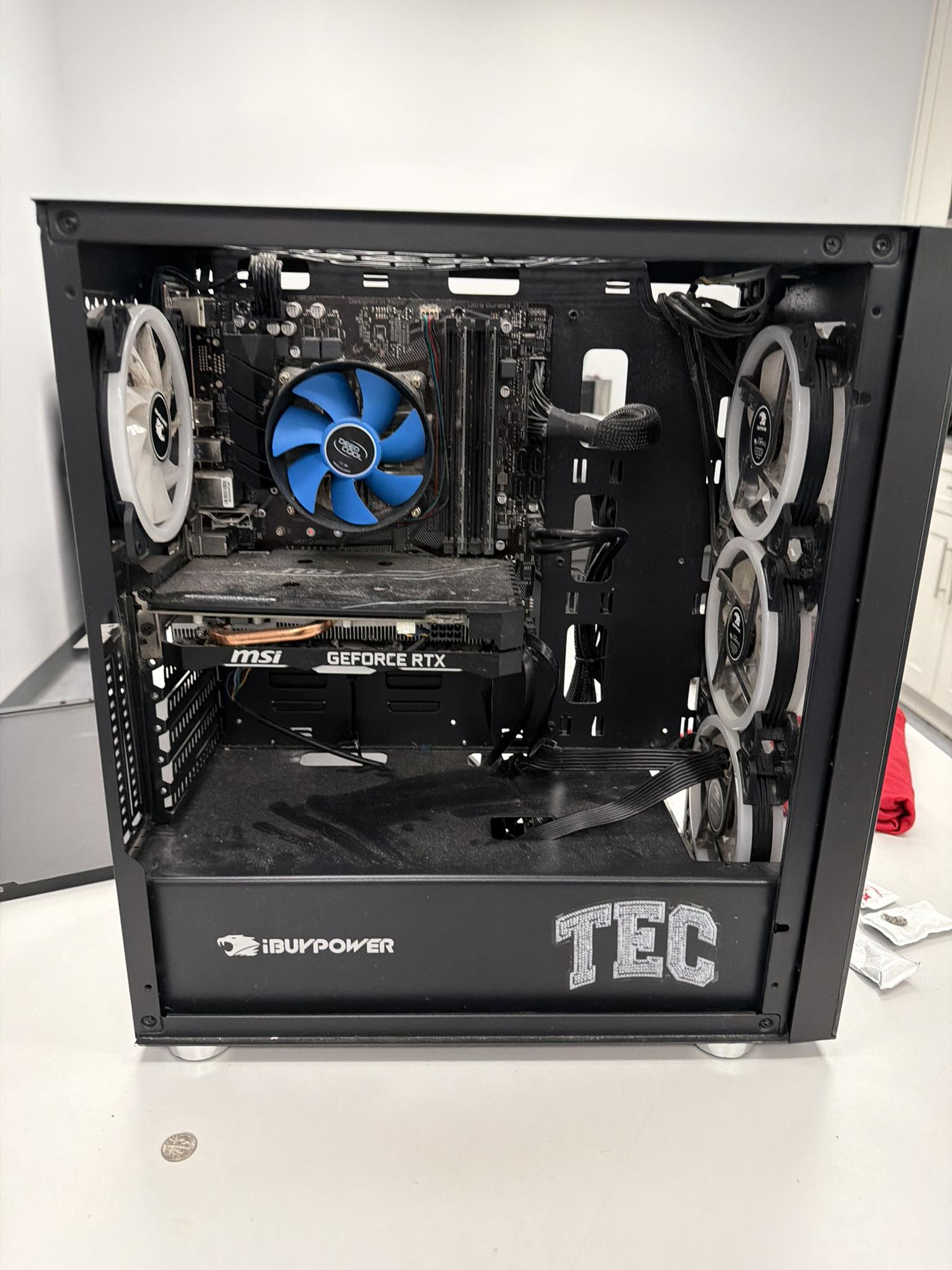 Found a discarded gaming pc with i7 10700k and rtx 2060