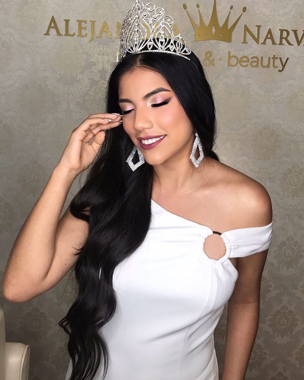 Génesis Romo Burbano Reina de Ibarra 2019-2020 - Home | Facebook