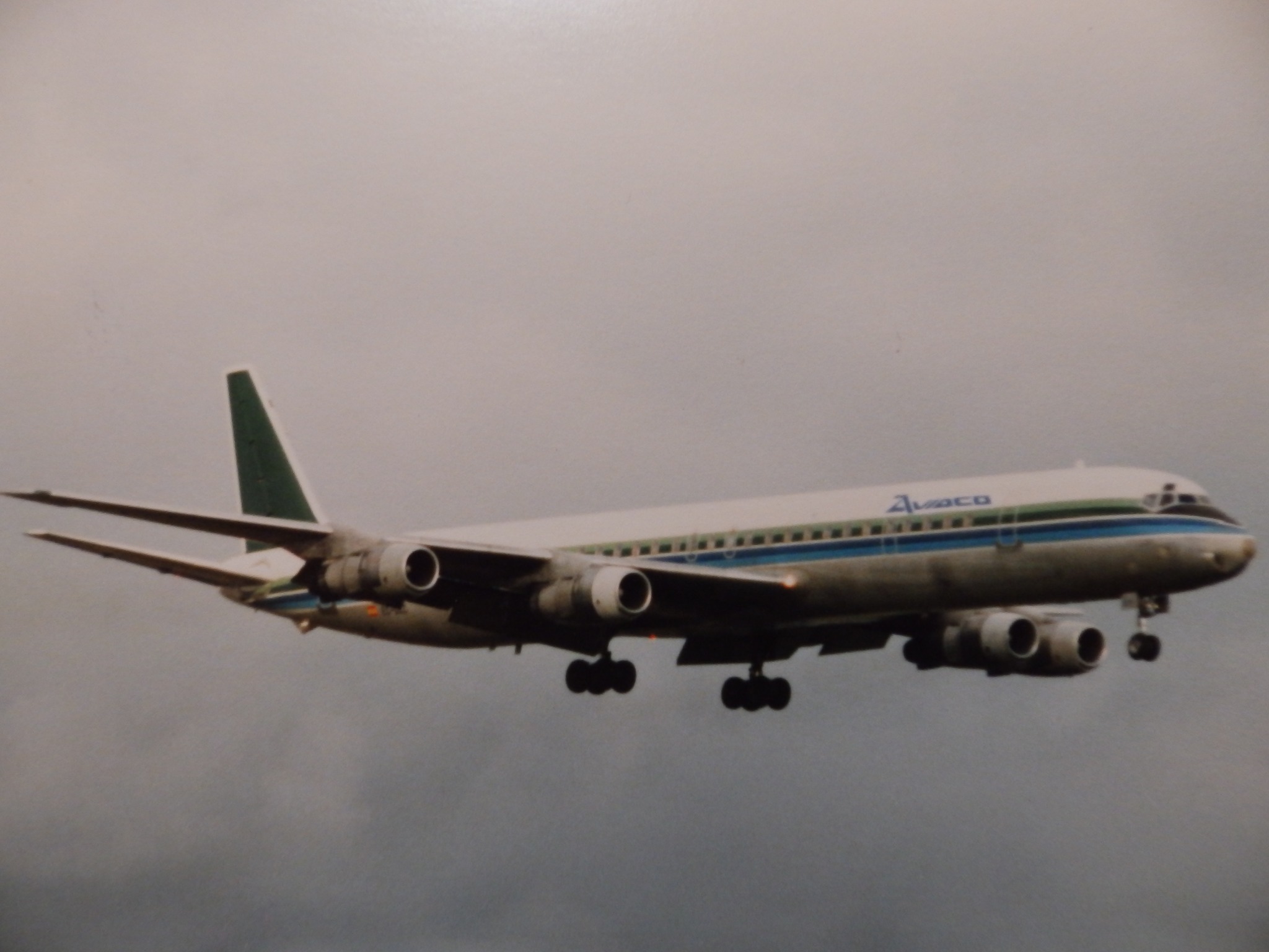 Avensa YV-51C plane in 1986 livery