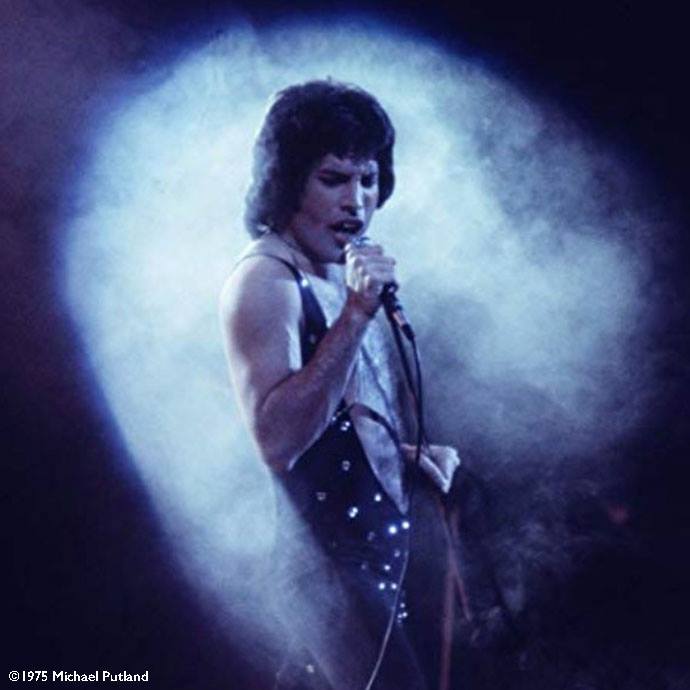 HAPPY BIRTHDAY to our wonderful ever loved FREDDIE MERCURY 5  