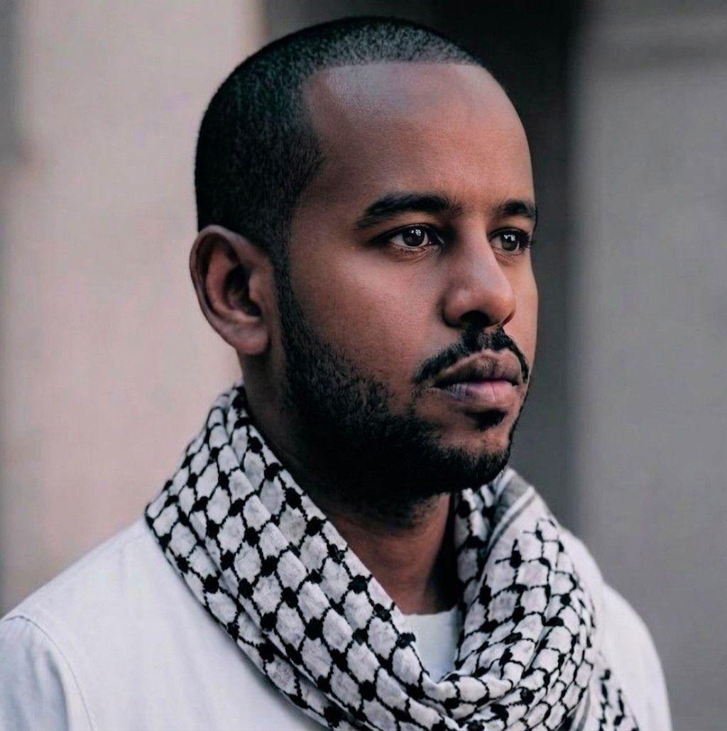تخييل مديرنا الرياضي يعمل مع نادي... - Mousa Hamed Basieg | Facebook