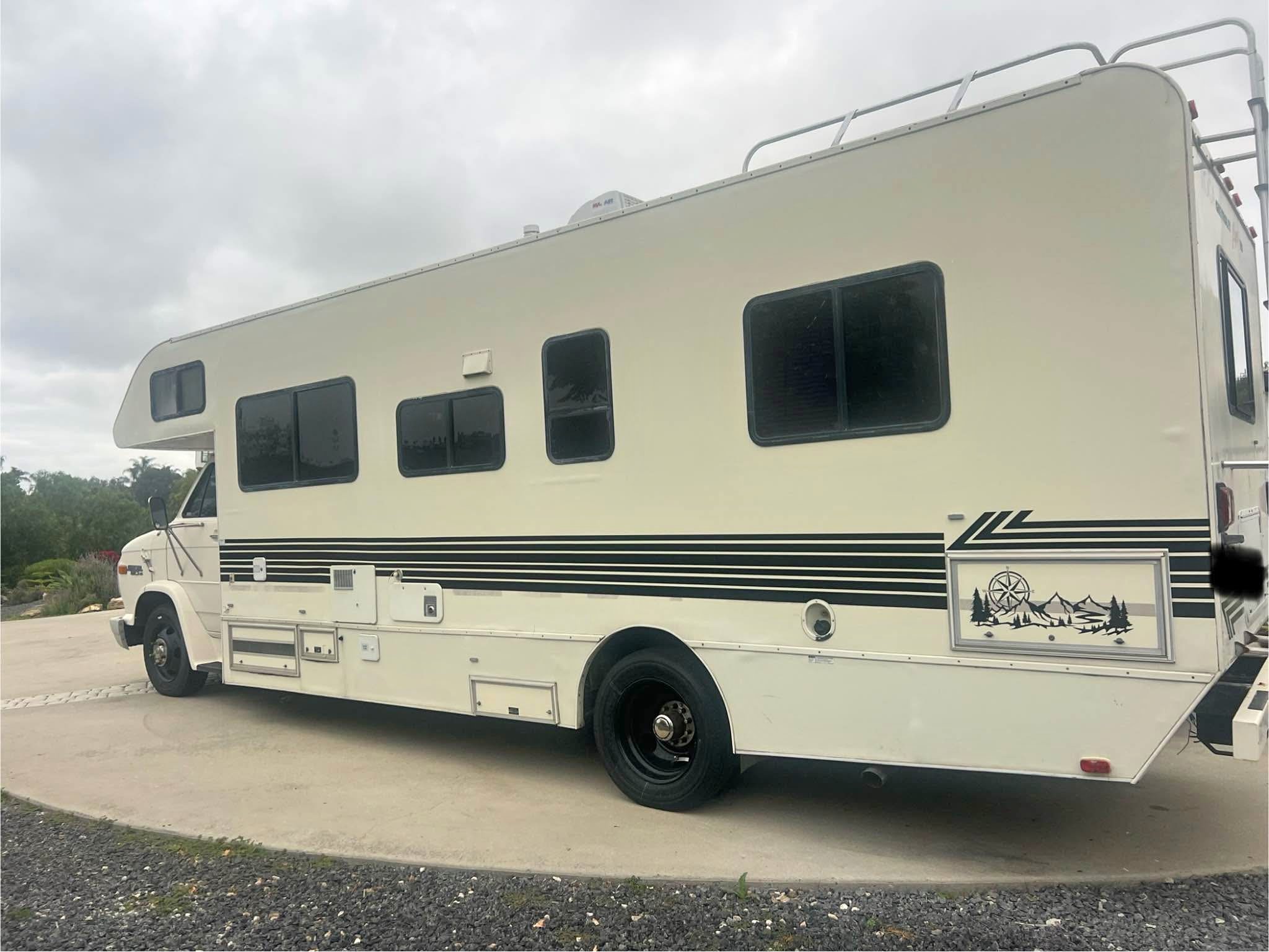 Chevy SuperVan Tioga Flyer RV 31 ft - RVs & Campers - Vista, California ...