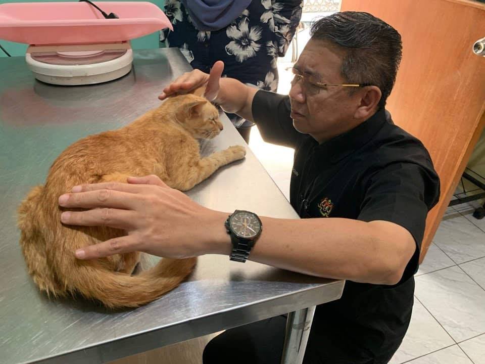 Salahuddin Ayub Pulang Dari Langkawi Sempat Singgah Facebook