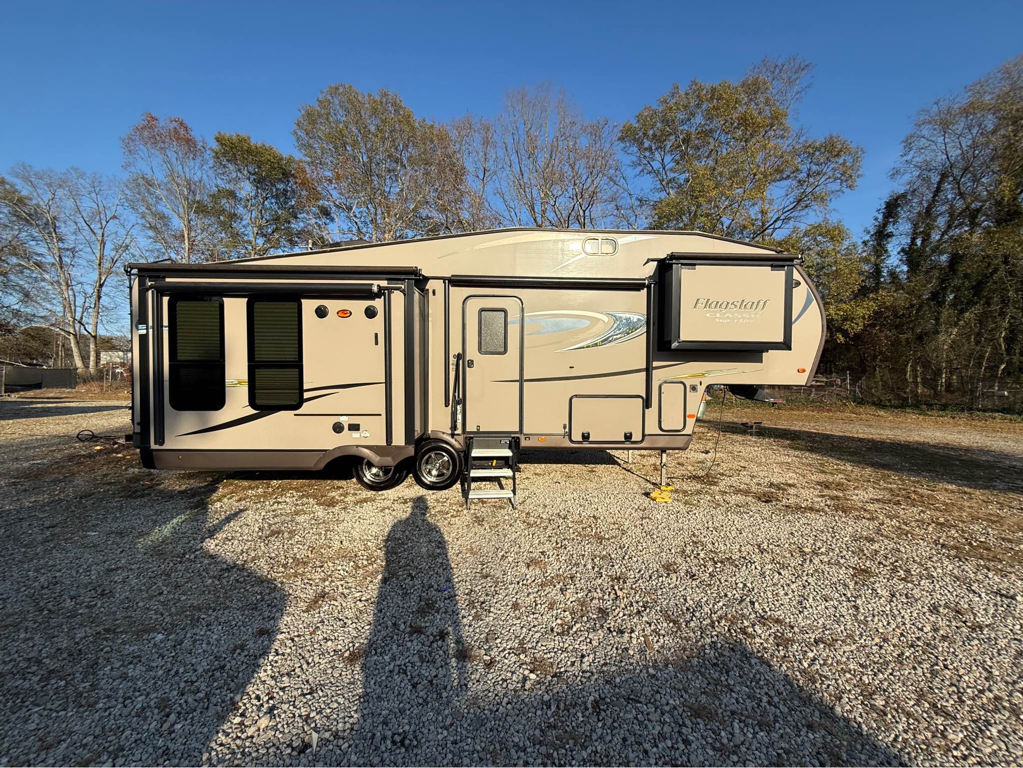 2015 Flagstaff super light Triple slide Fifth Wheel 31 feet long - RVs ...