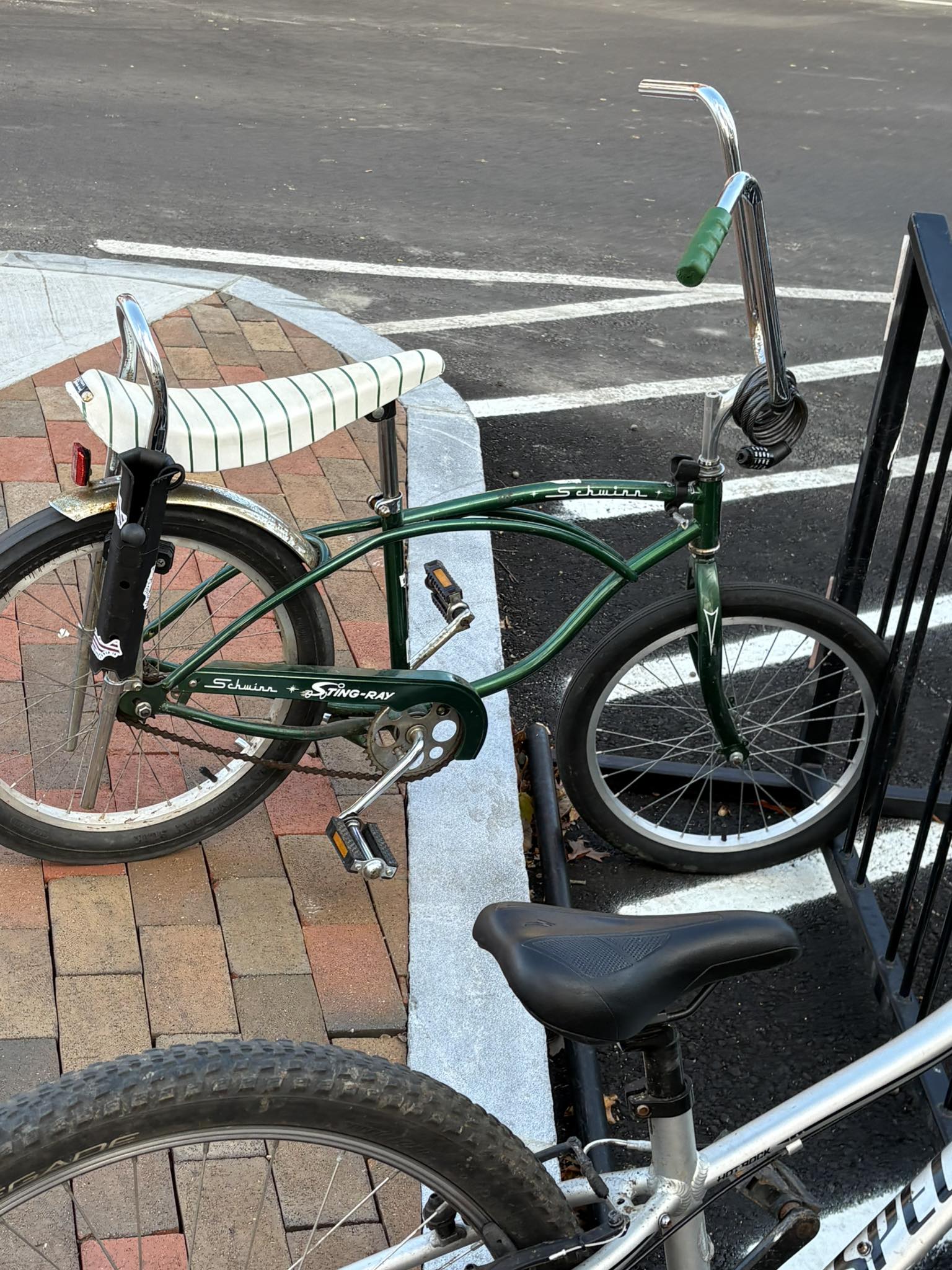schwinn stingray bicycle sting-ray 1980 ORIGINAL VERY NICE CONDITION VINTAGE  Heaven The Untold Story of The