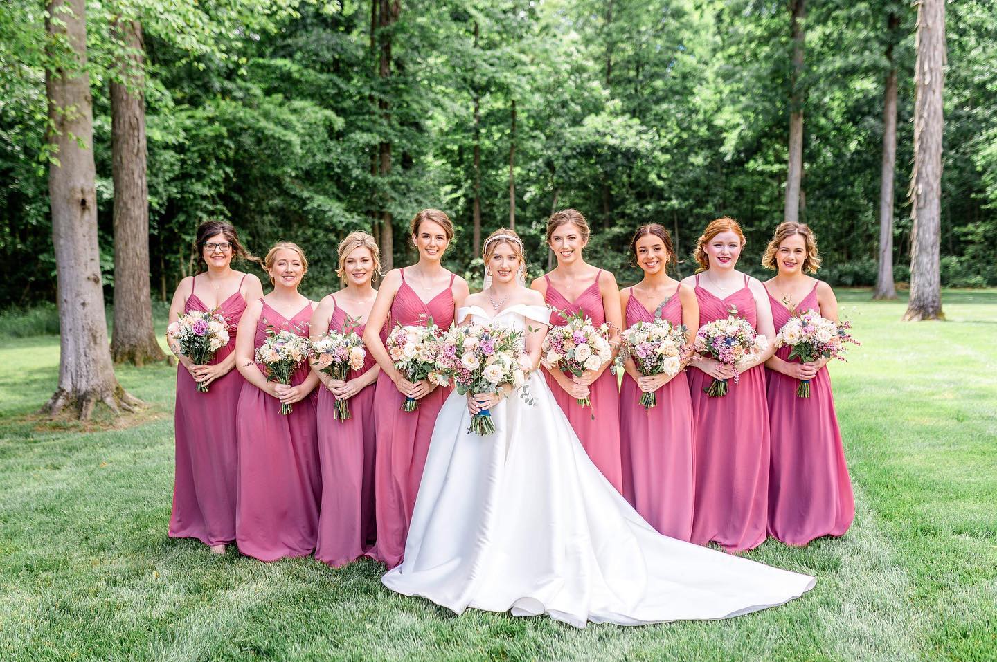 design my own bridesmaid dress Matching dresses or letting everyone choose their style? Printed Dress Hot Sale Wholesale Bridesmaid Height:5.5 ft expression converges with the