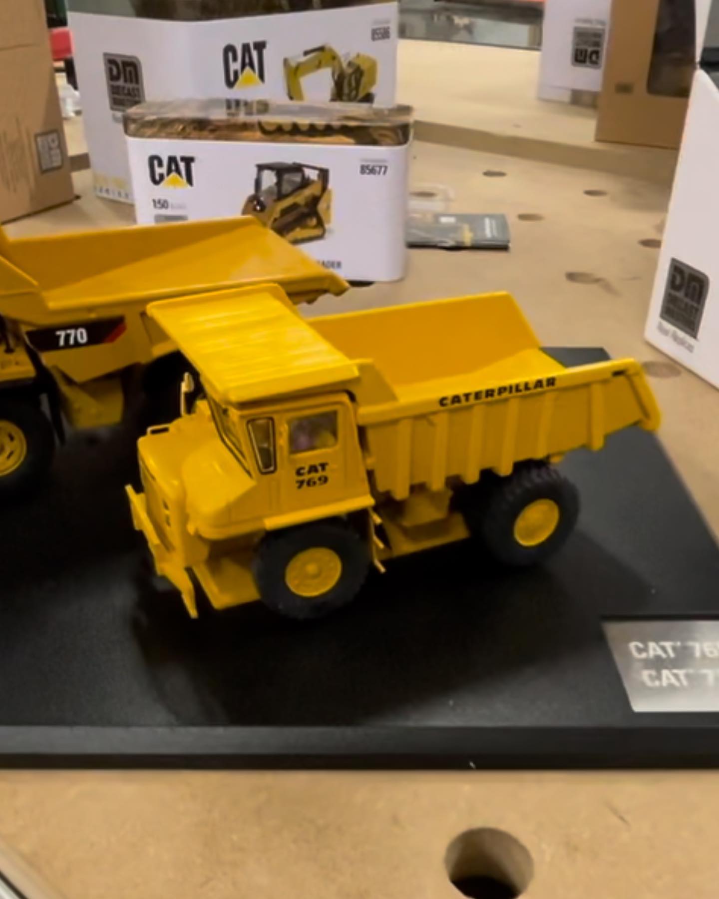 ?More images sharing for our new DM weathered series #85762 