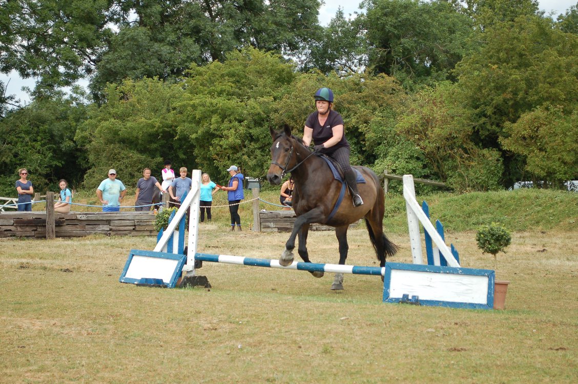 Rednil Farm Riding Stables... - Rednil Farm Riding Stables