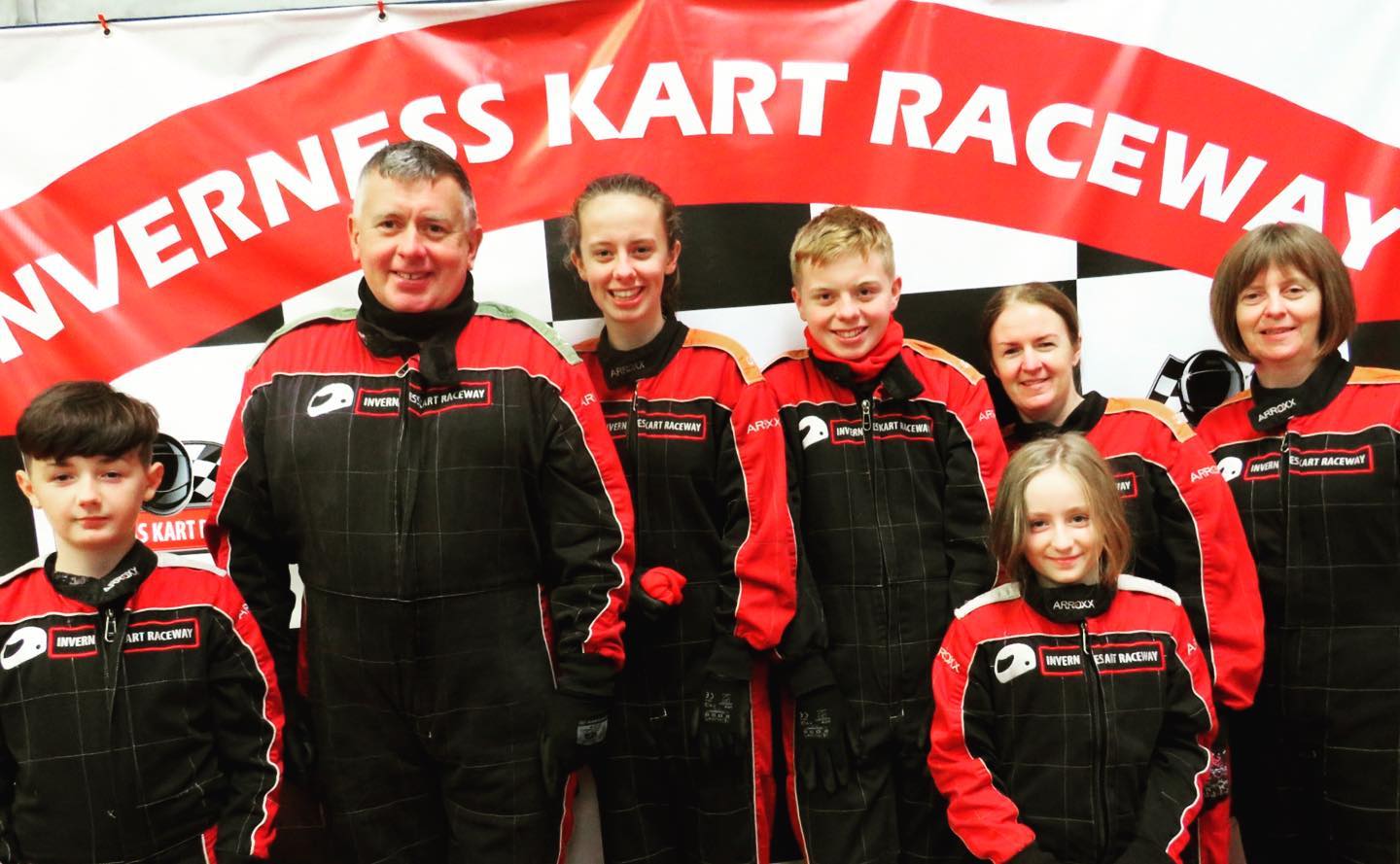 👨‍👩‍👧‍👦THE PERFECT FAMILY DAY OUT... - Inverness Kart Raceway
