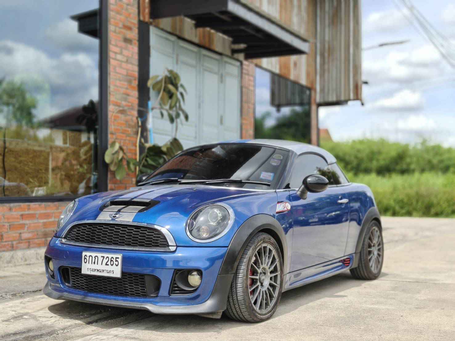 2013 MINI R58