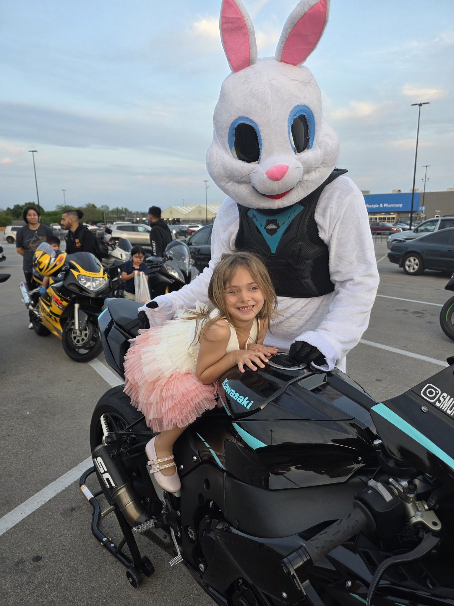 ️🚦🏍 Calling all Cool rides to start your engines for Sway's 6th ...
