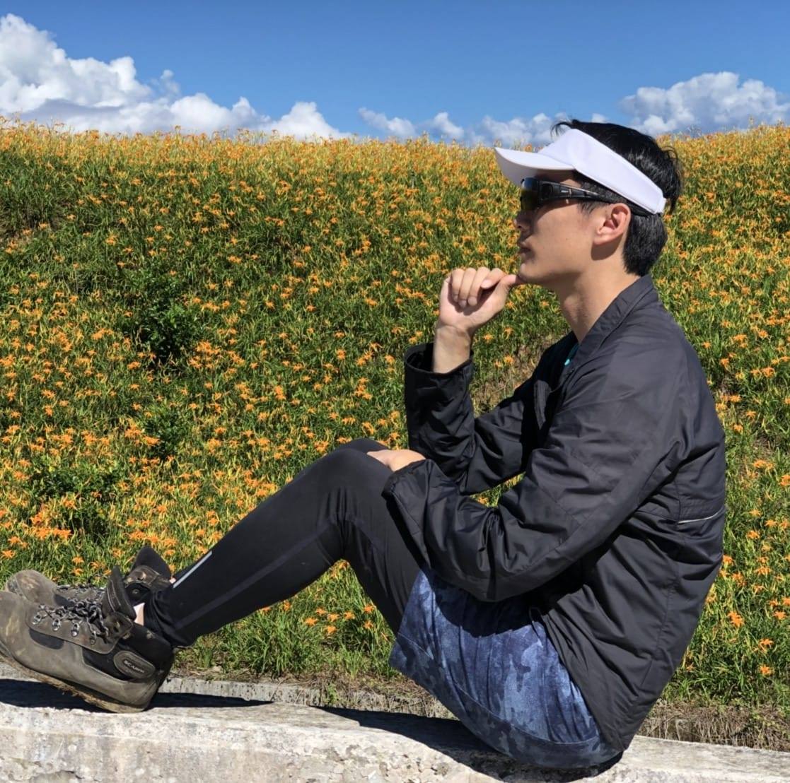 小兔林 - 完賽了 很喘但是蠻不錯的 身為登山人體能攀岩以及尋路技巧練好真的可以來一回。 | Facebook