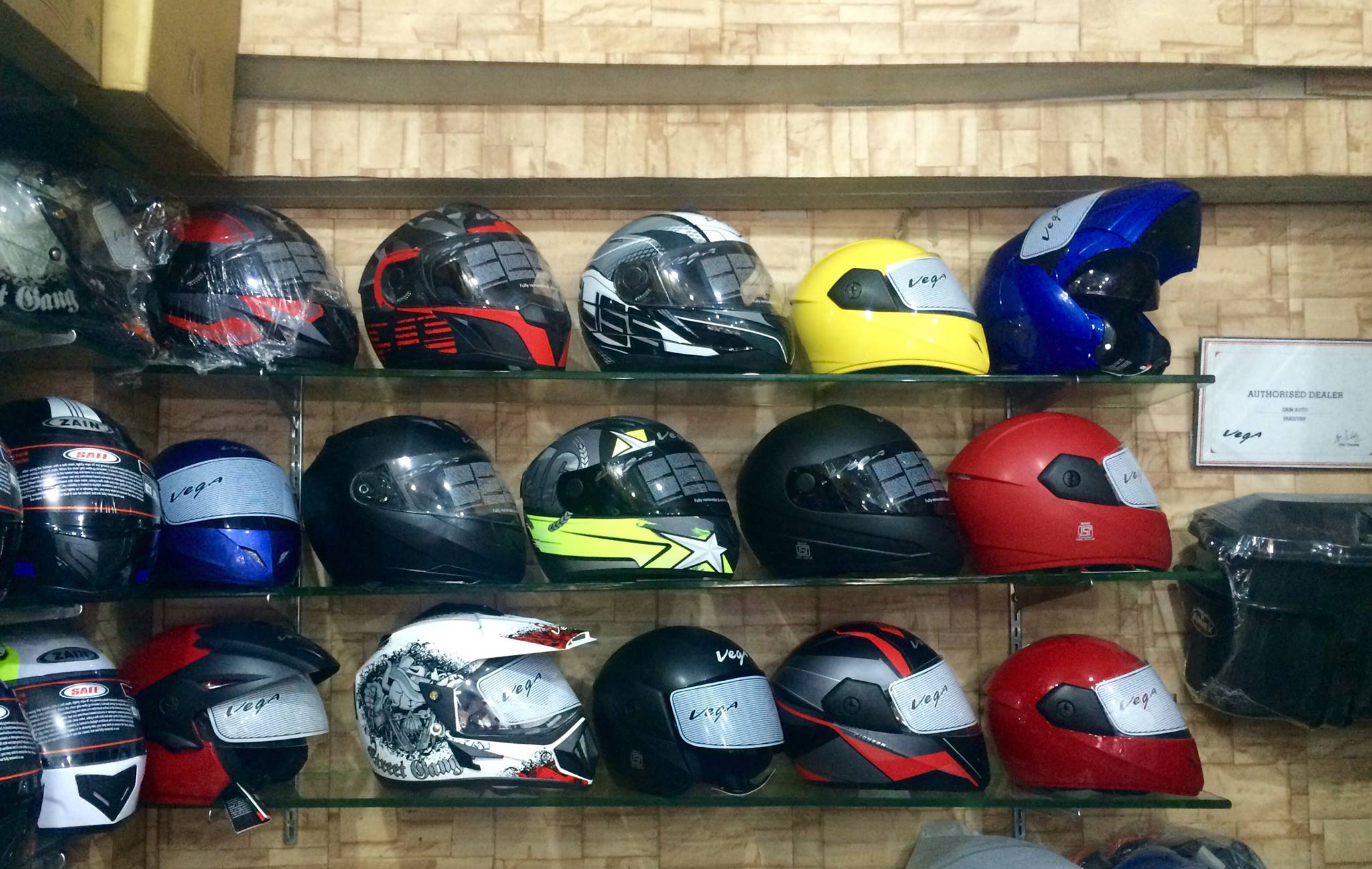 bike helmet shops in lahore Revo Storm  Vector Helmet House Rawalpindi Location |