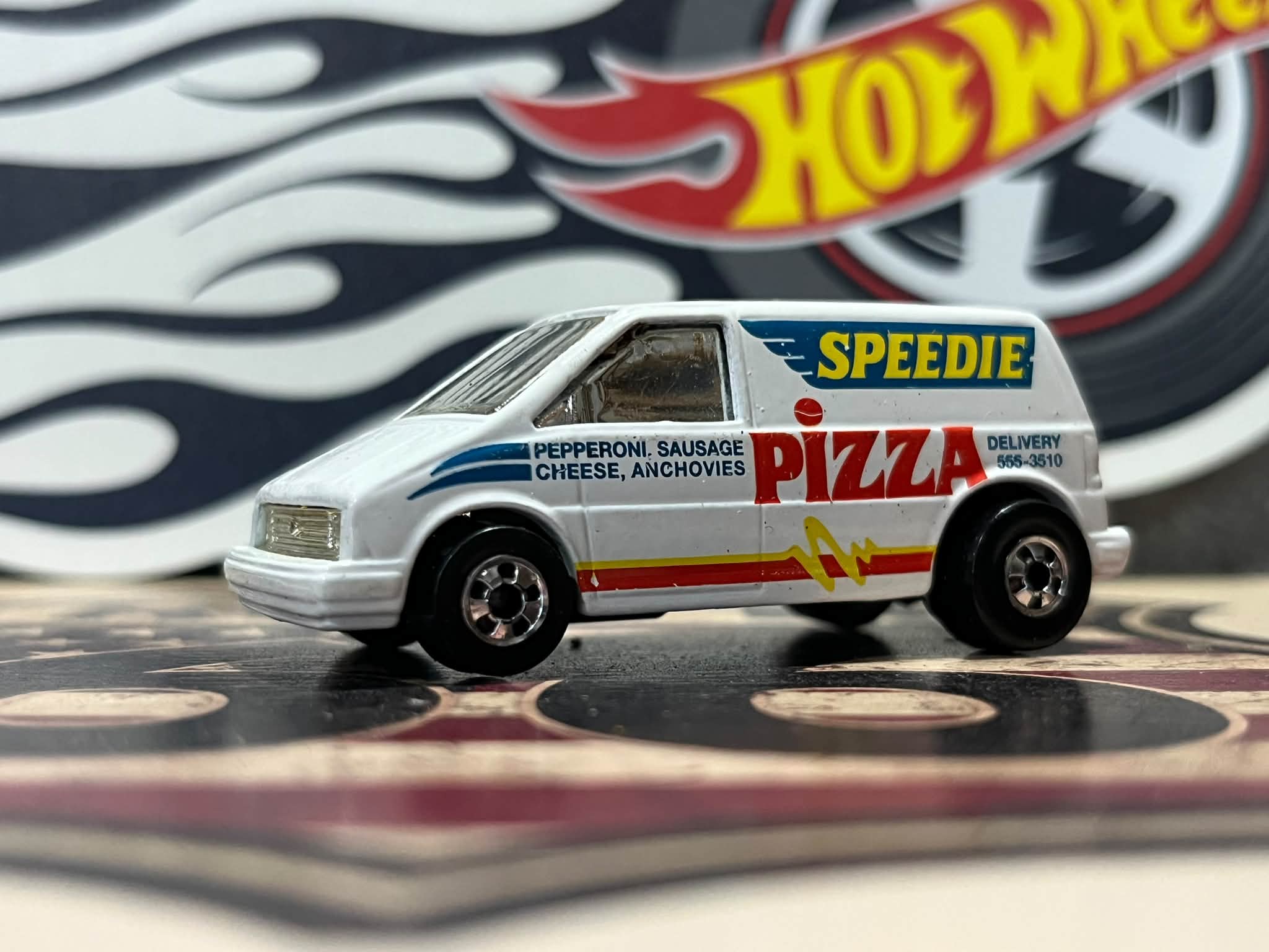 Hot Wheels Ford Aerostar 