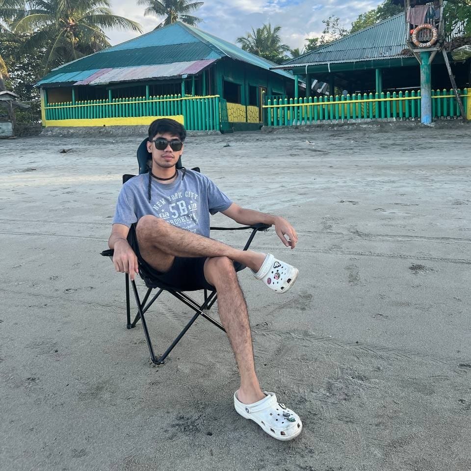 Elbin Paurom