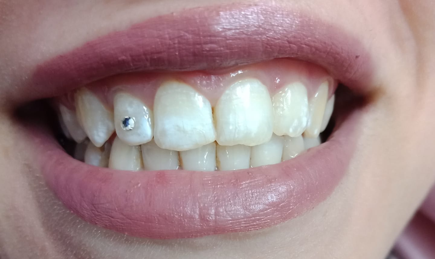 dr-unis-dental-strass-facebook