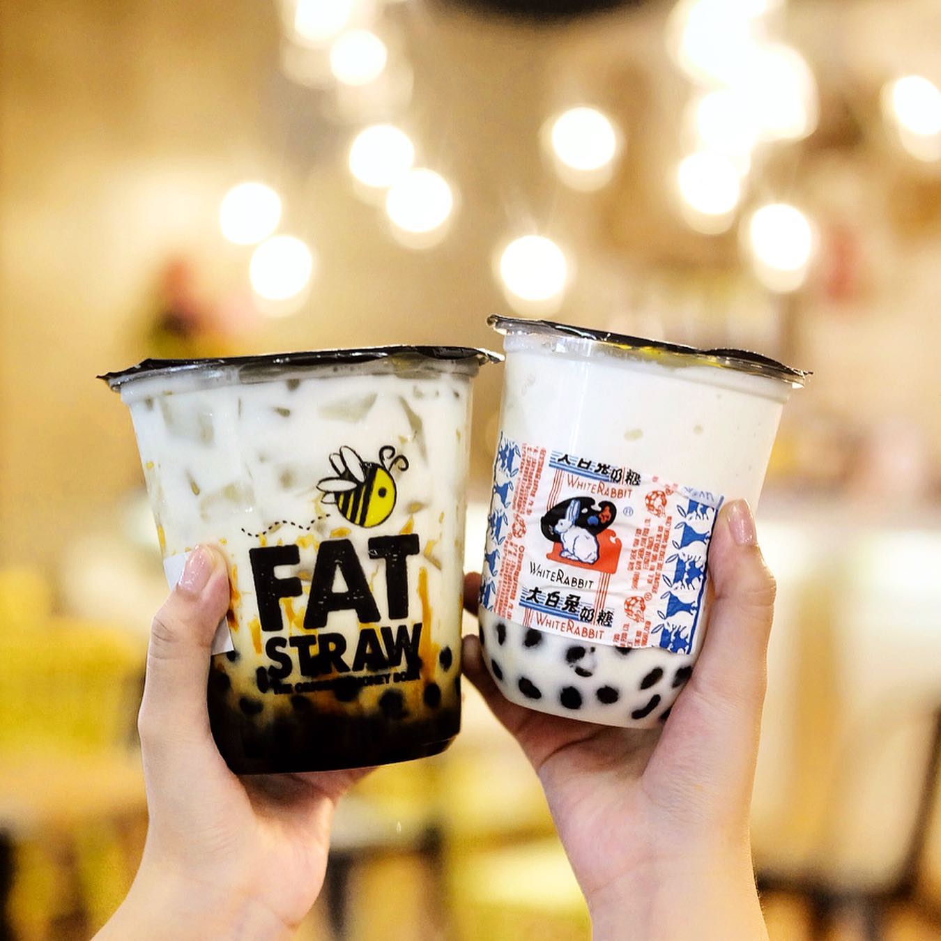 ‼️WHITE RABBIT BOBA + ROTI BAKAR... - Makassar Food Bang