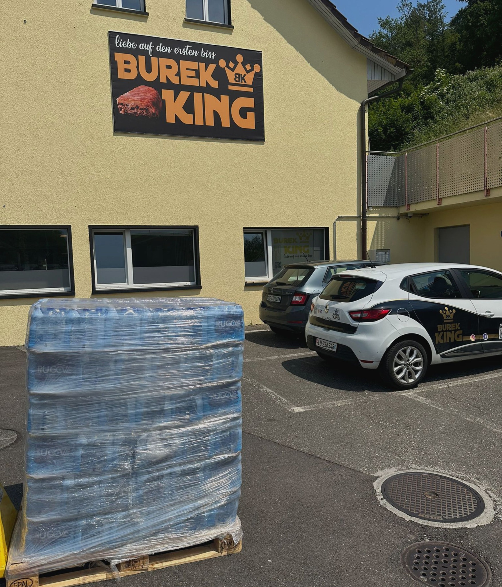 Uje Rugove Schweiz