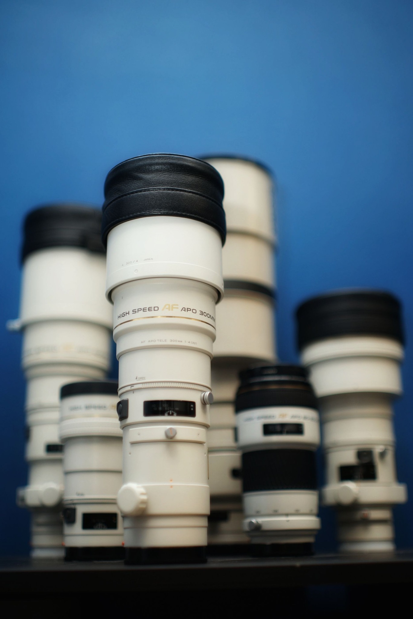 Minolta 300mm f/4 high speed apo g lens