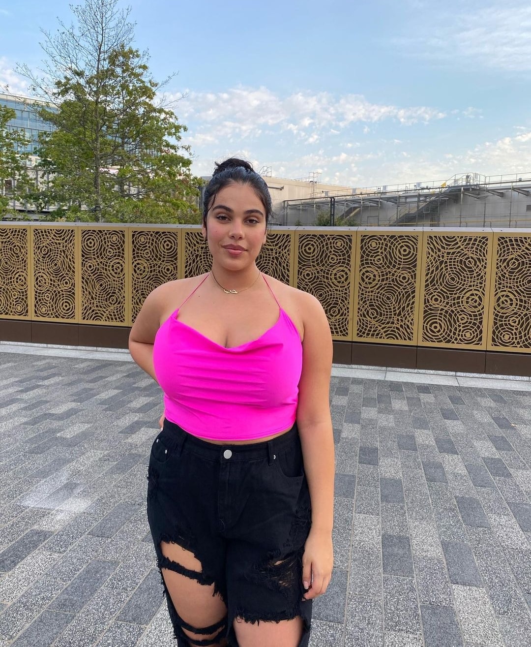 Insta Cuties - Insta Cuties added a new photo.