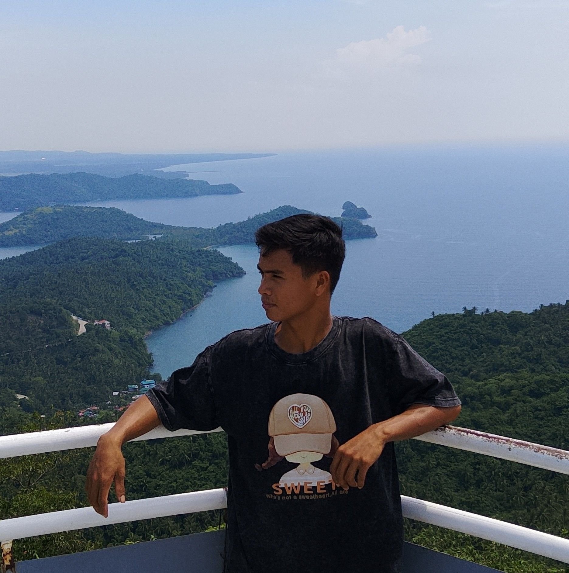 DJ RENZ FREELANCER/SPINNER | Renz Sales