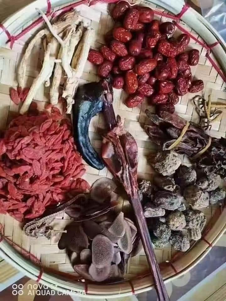 保健品 - 保健品 added a new photo.