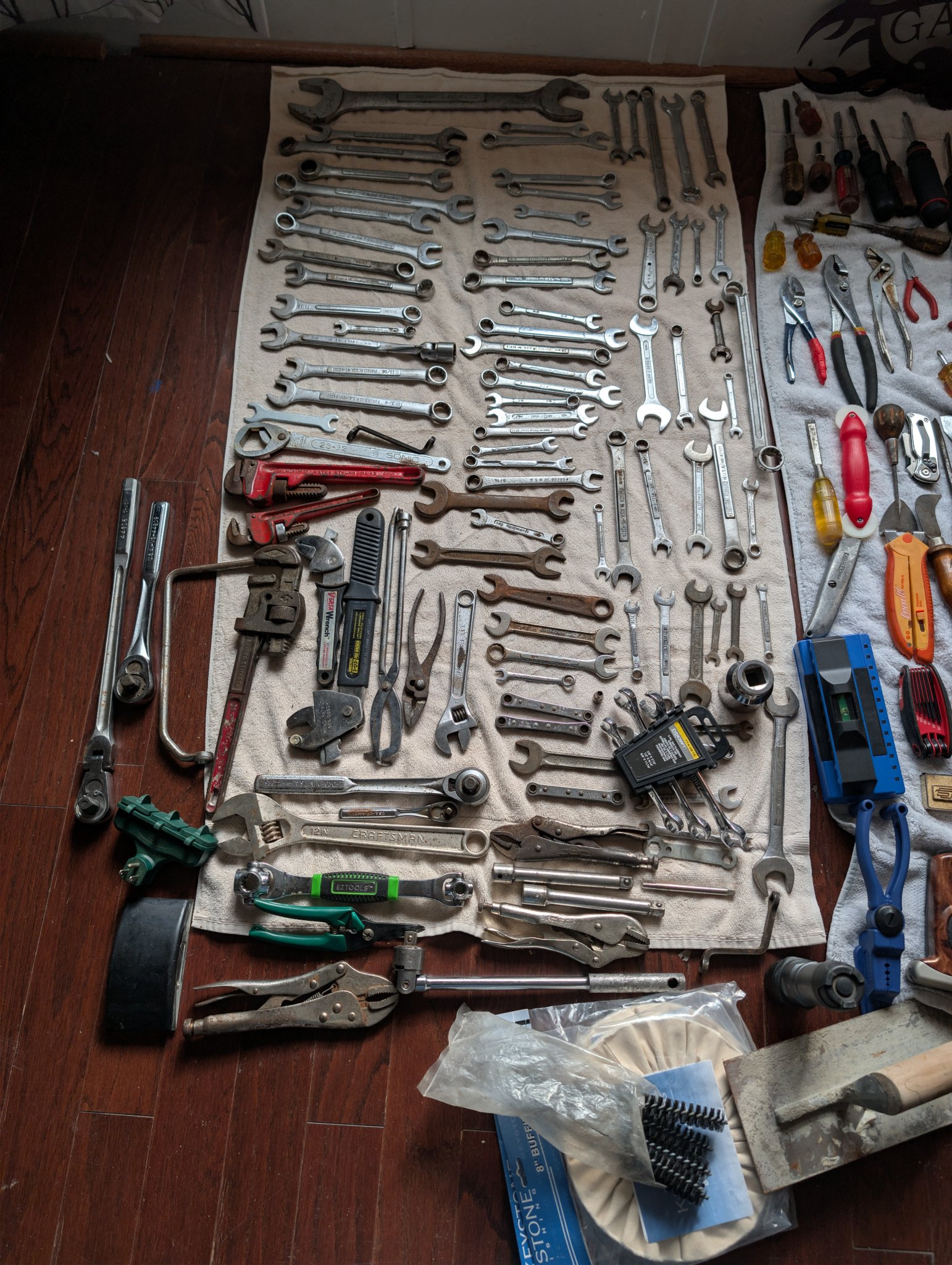 Tools - Various - Mixed Power Tool Sets - Kalamazoo, Michigan ...