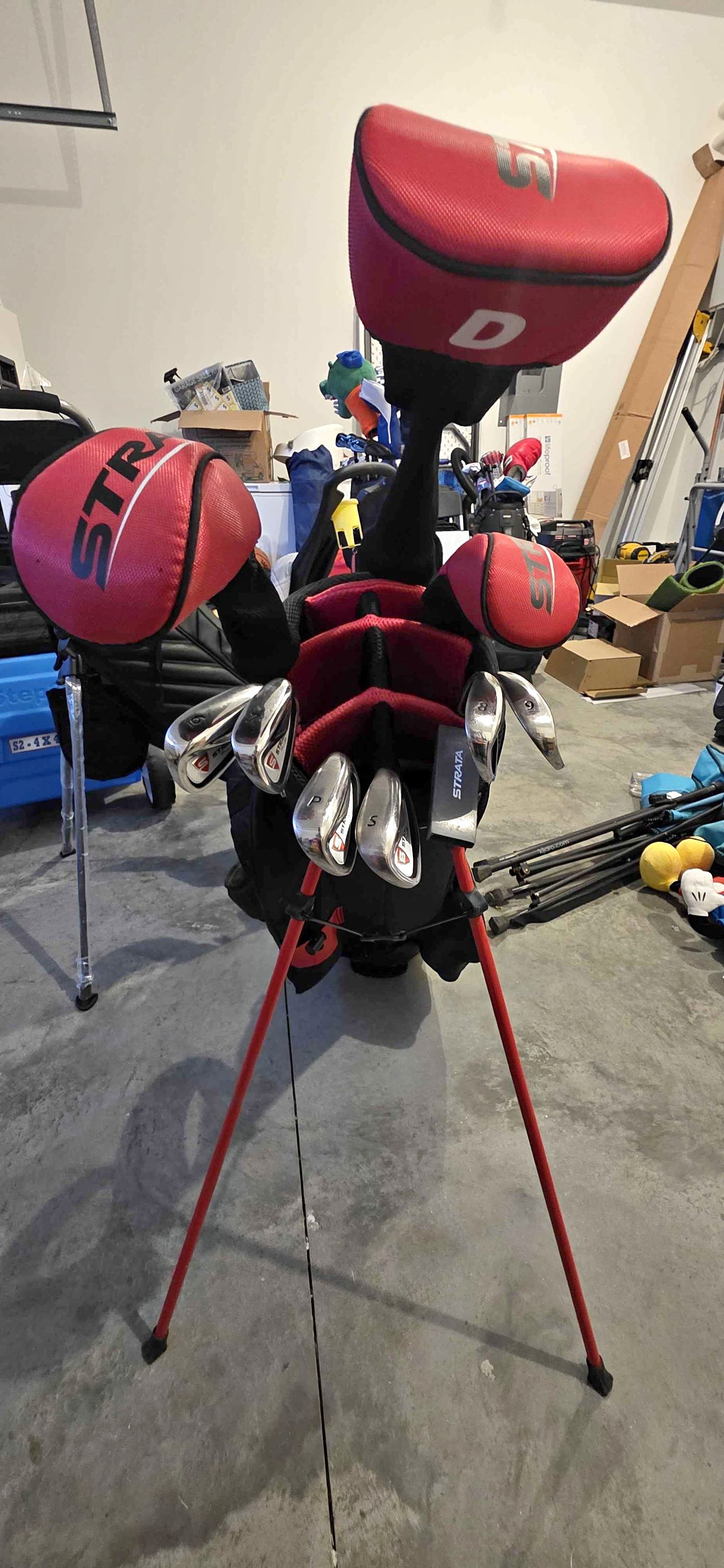 Callaway Strata Plus Club Set Driver 3W 5H 6-PW SW Putter Regular RH HC ...