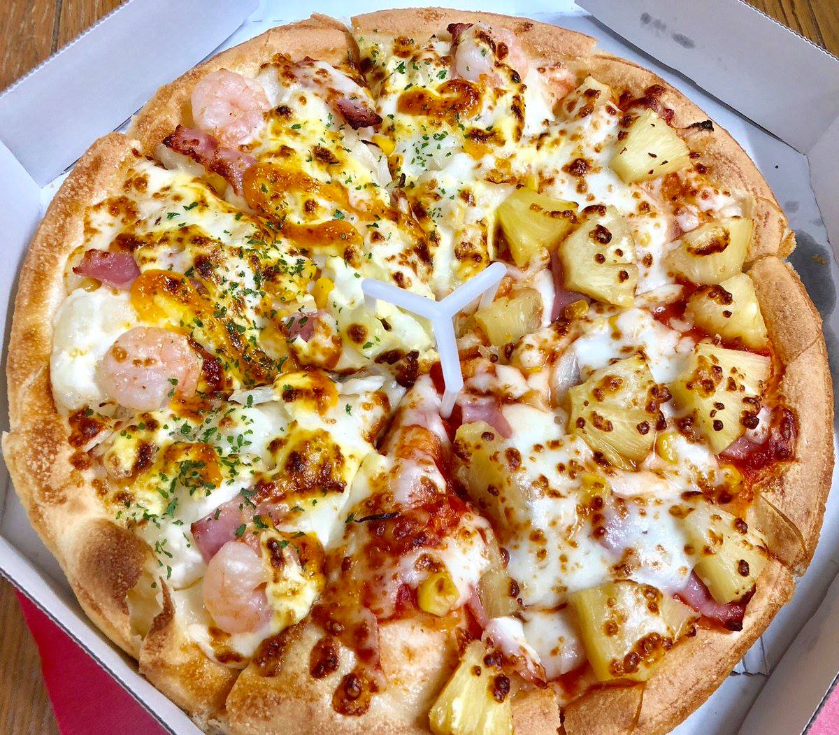 ピザハット Pizza hut - ピザハット Pizza hut added a new photo.