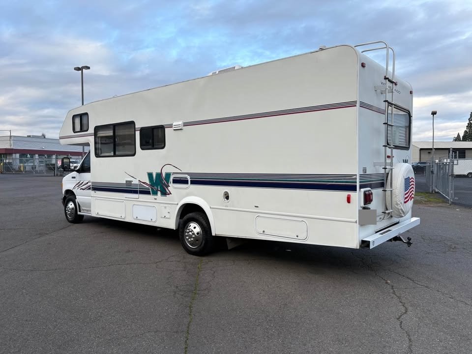 1997 Winnebago Minnie Winnie 29ft Class C Motorhome Only 33k Miles ...