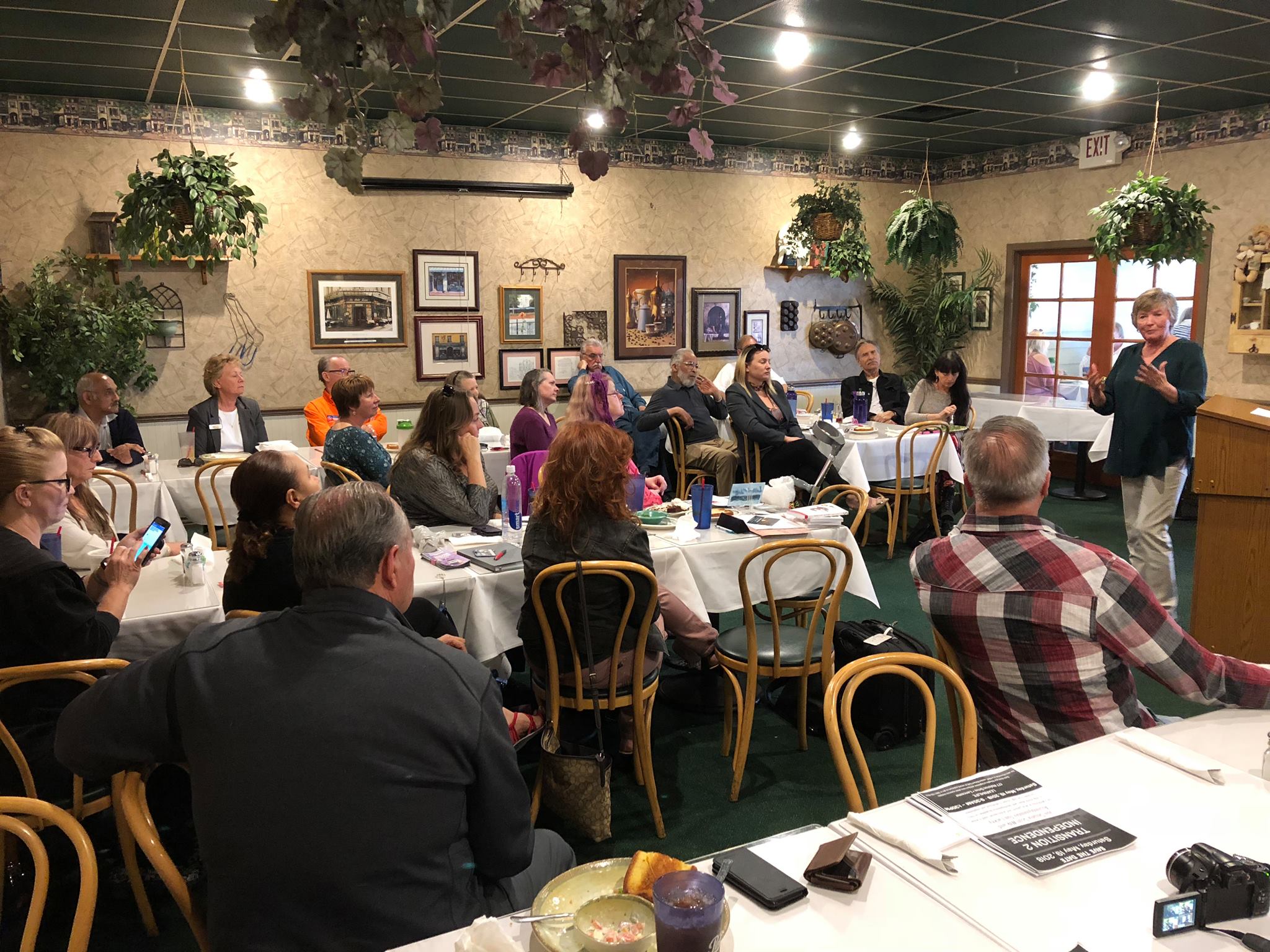 Antelope Valley Business Networking | Facebook