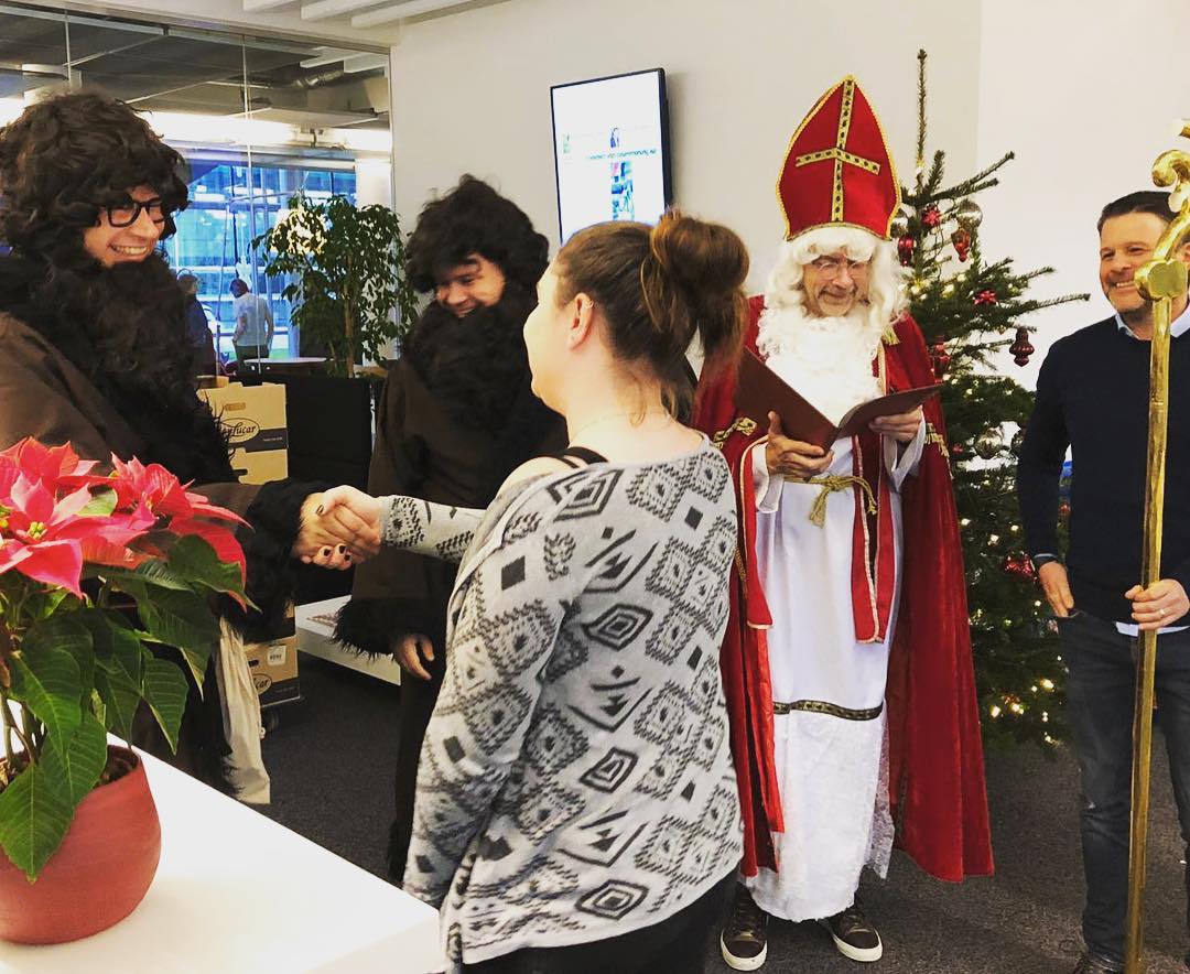 Der Nikolaus Und Sein Gefolge Haben Uns Wann Wo Die Junge