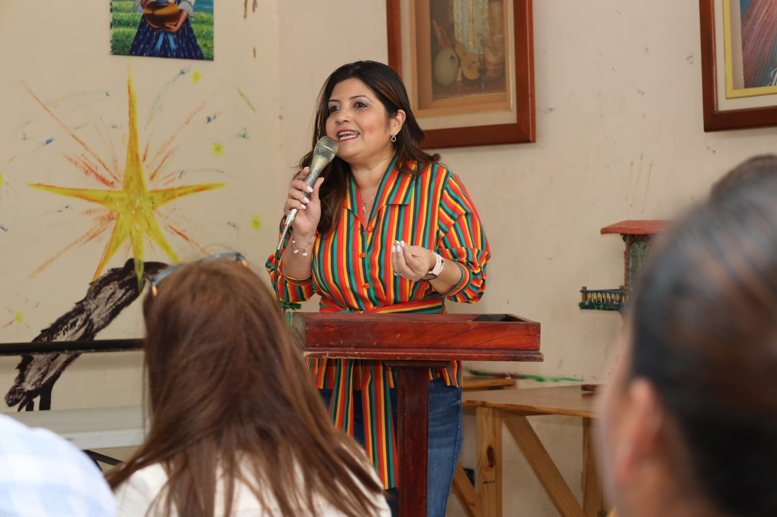INADEH - La directora general de Inadeh, @_mgsalgadoc, y...