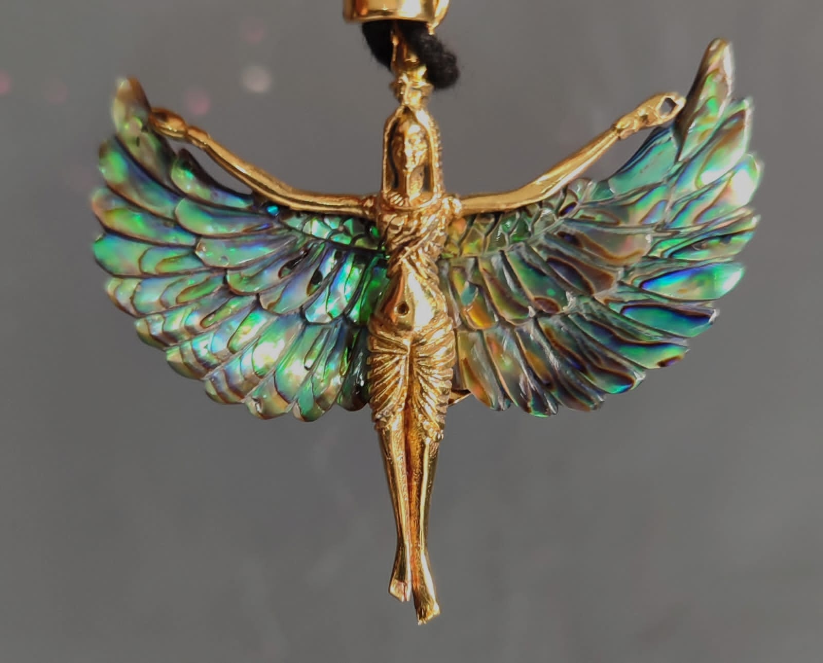 Collana Pendente Dea Egizia Iside (Aset) &ndash; Bronzo &ndash; Magico, Lunghezza 18-20 Pollici