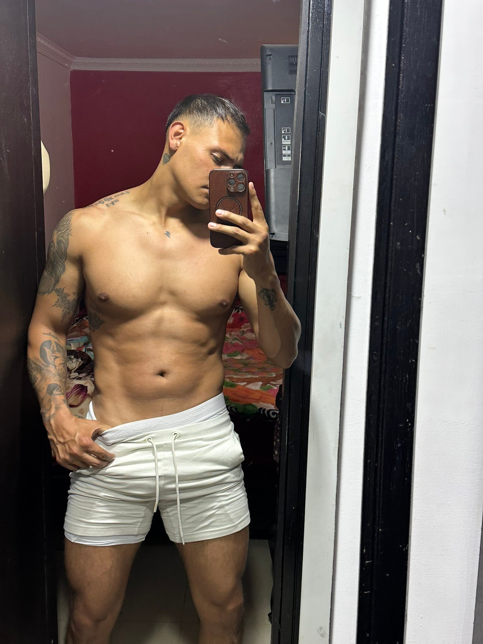 Alexander Leal