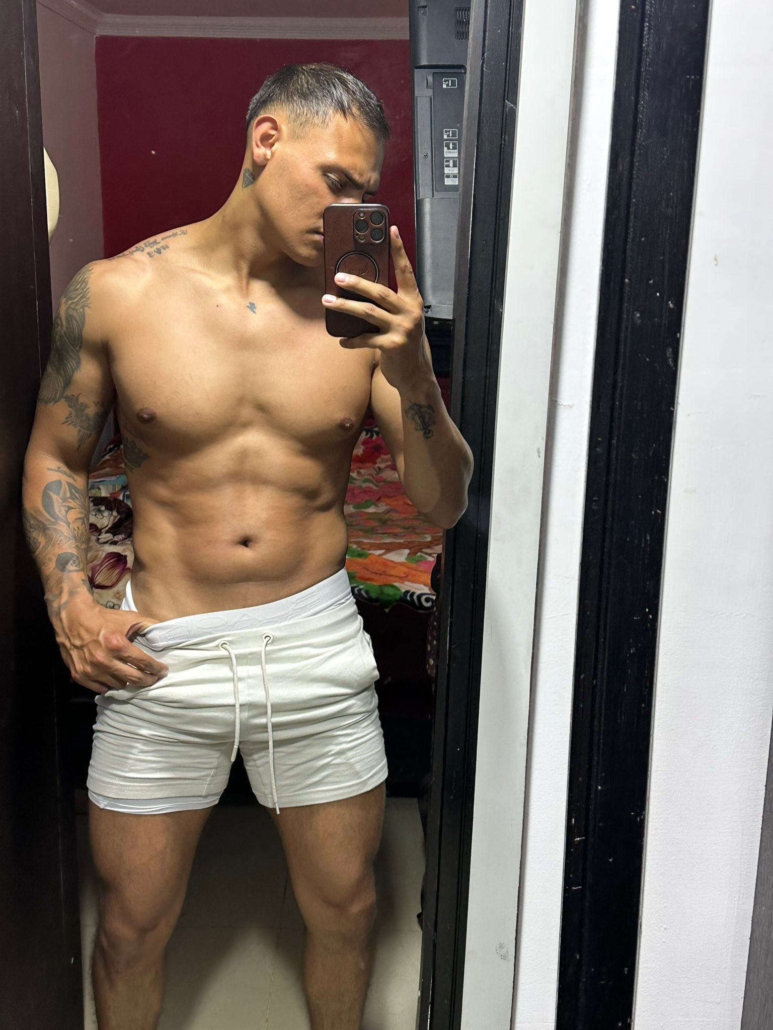 Alexander Leal