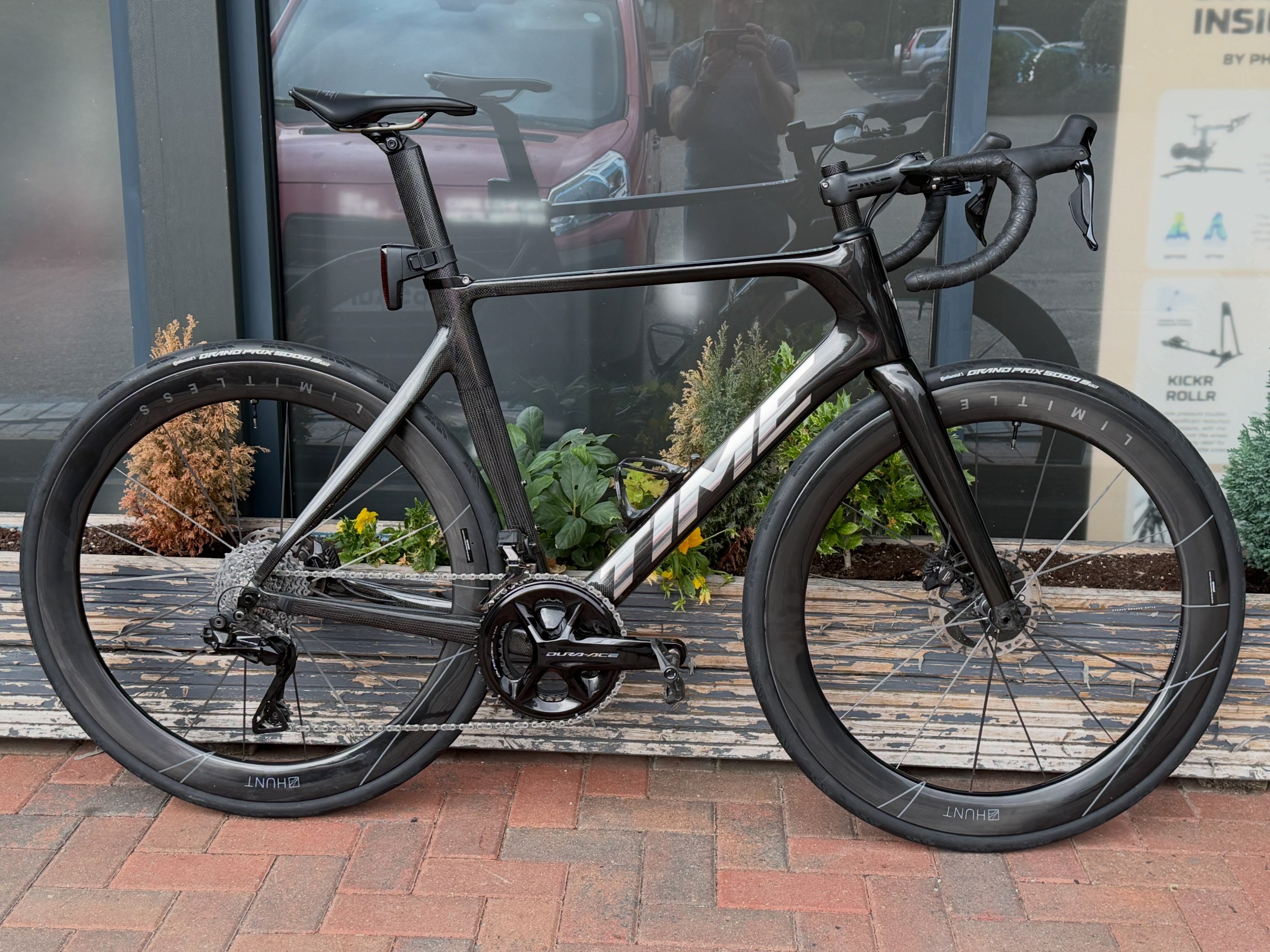 Time ADHX 45 frameset in “Chestnut”. SRAM Red E1 front end, SRAM
