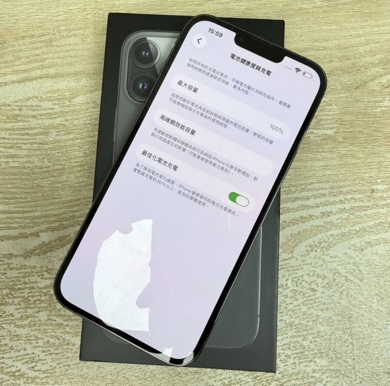iPhone 13 promax 256gb ?100% $13700 Lengkap Box,charger,jellycase 