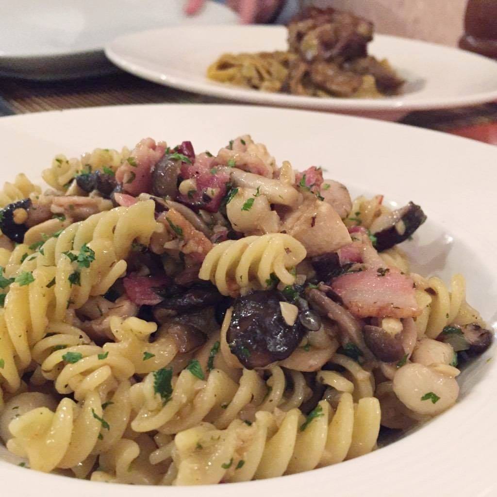 Fusilli (ฟูชิลี) เป็นท่อนๆ... - La Buca - Italian Restaurant | Facebook