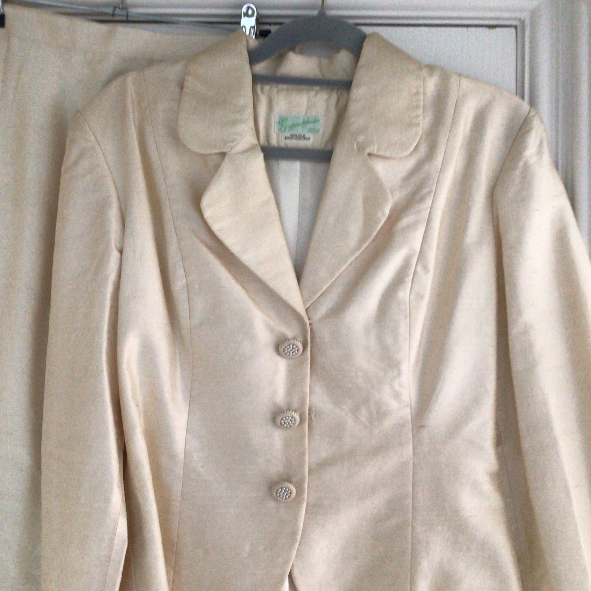 Gypsophila Ivory Silk Suite Size 12