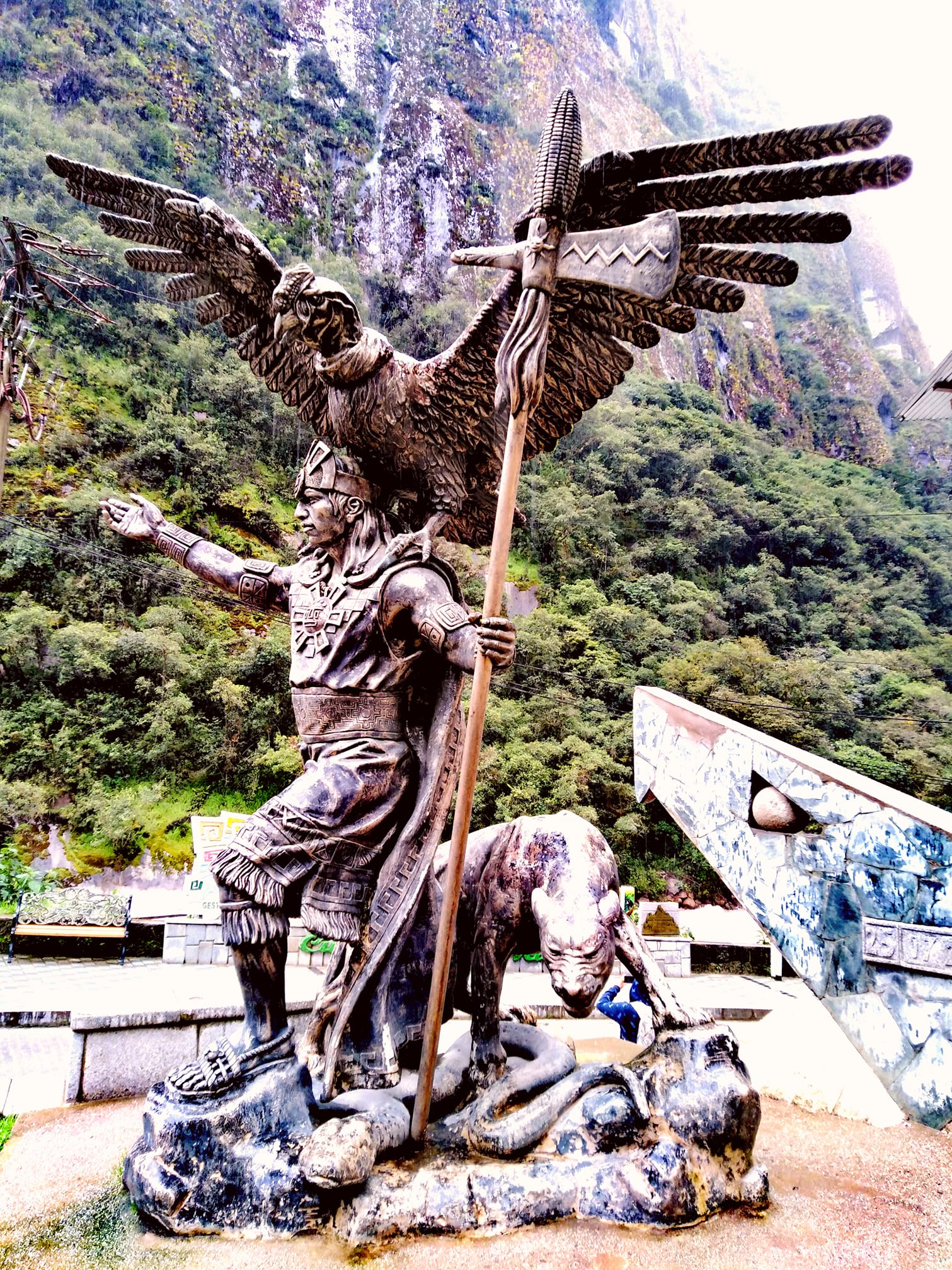 Apu Peru Tours & Expeditions - LA TRIOLOGIA ANDINA. Los incas tenían ...