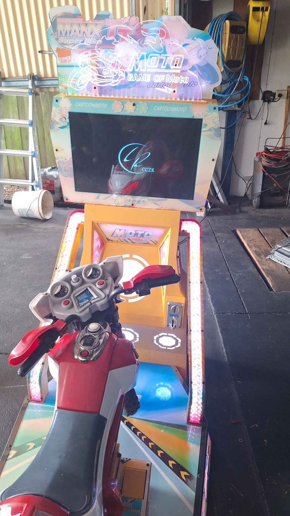 Coin operated motorbike Racing game - Games - Portarlington, Victoria ...